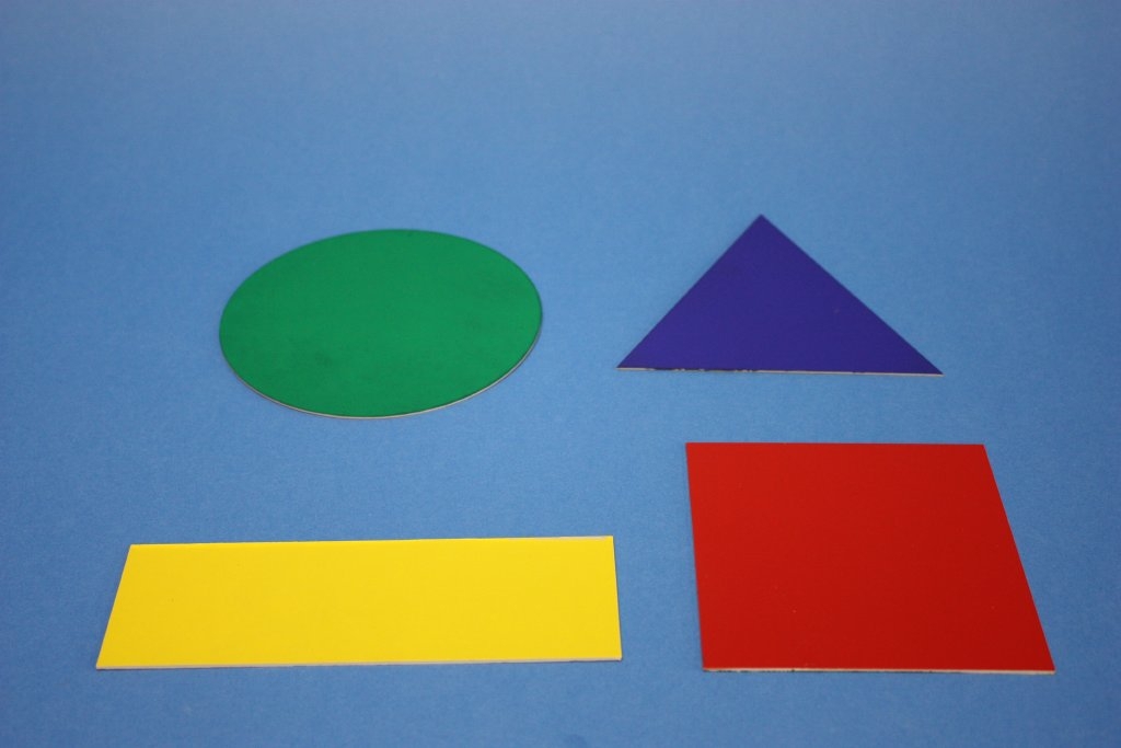 Figuren "Formen und Farben", 4 Stück 