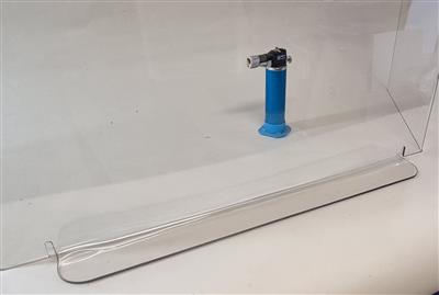 Schutzscheibe für Demonstrationsversuche aus Plexiglas